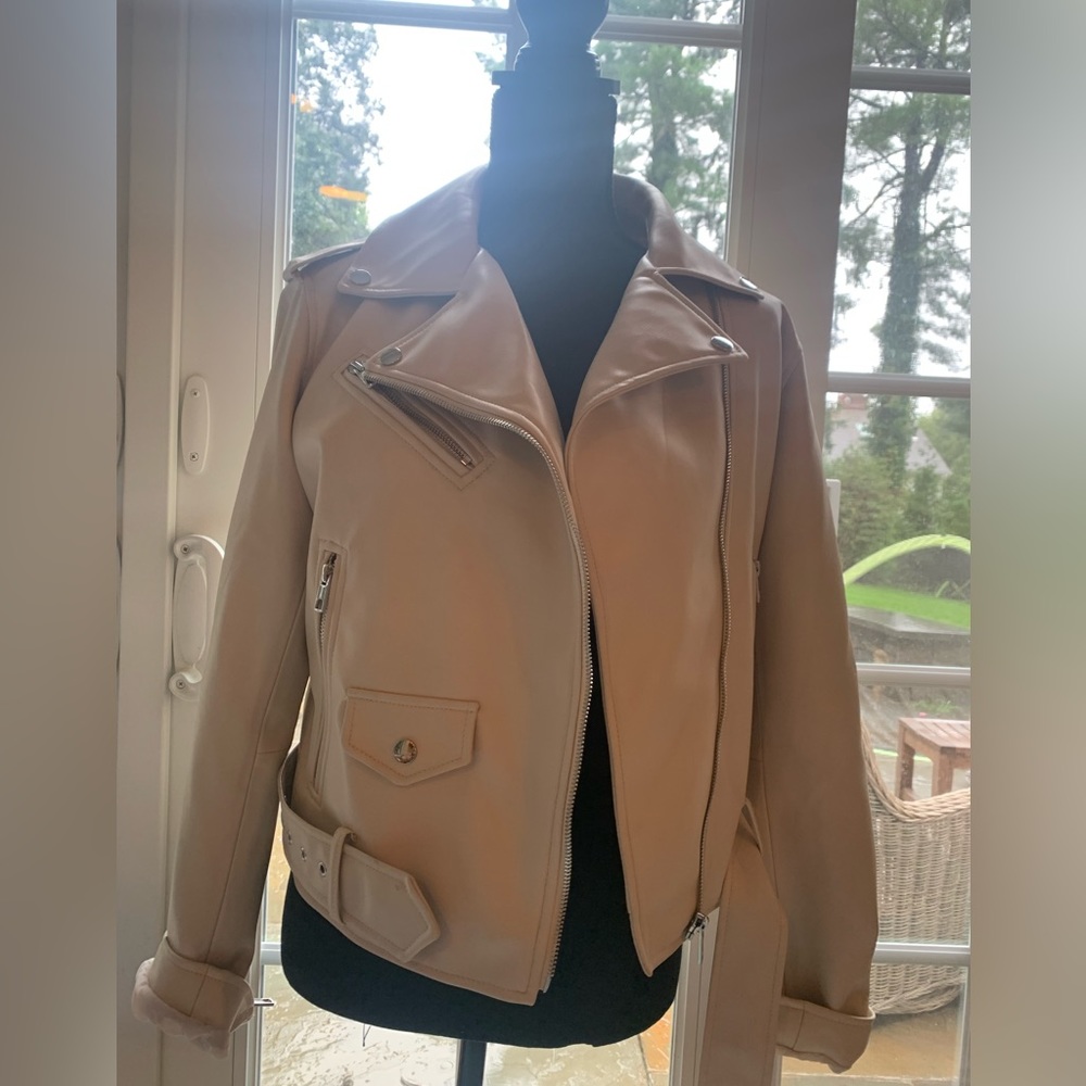 Zara Beige Vegan Leather Moto Jacket cream XL